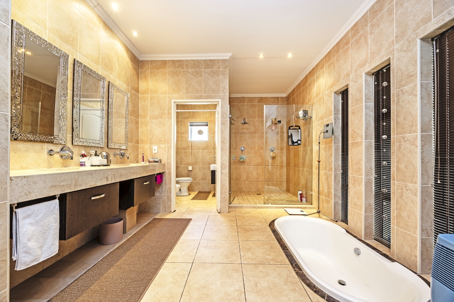 4 Bedroom Property for Sale in Eversdal Western Cape